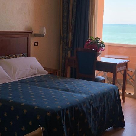 Hotel Alexander Resort Rimini Extérieur photo