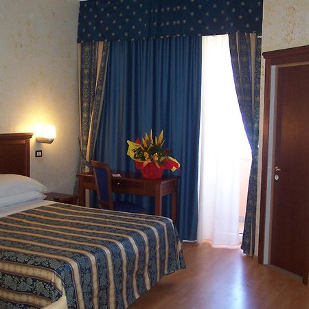 Hotel Alexander Resort Rimini Extérieur photo