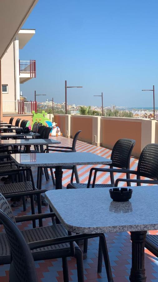 Hotel Alexander Resort Rimini Extérieur photo