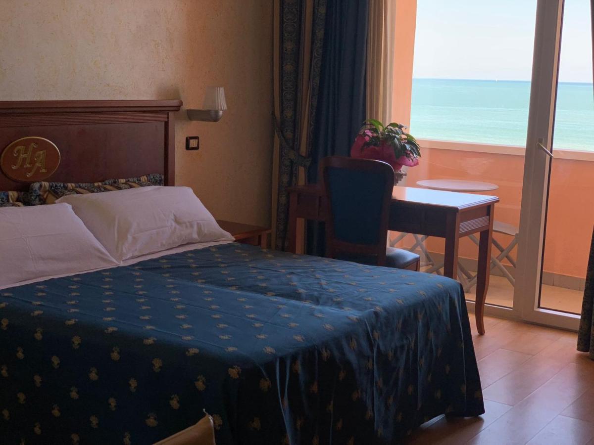 Hotel Alexander Resort Rimini Extérieur photo