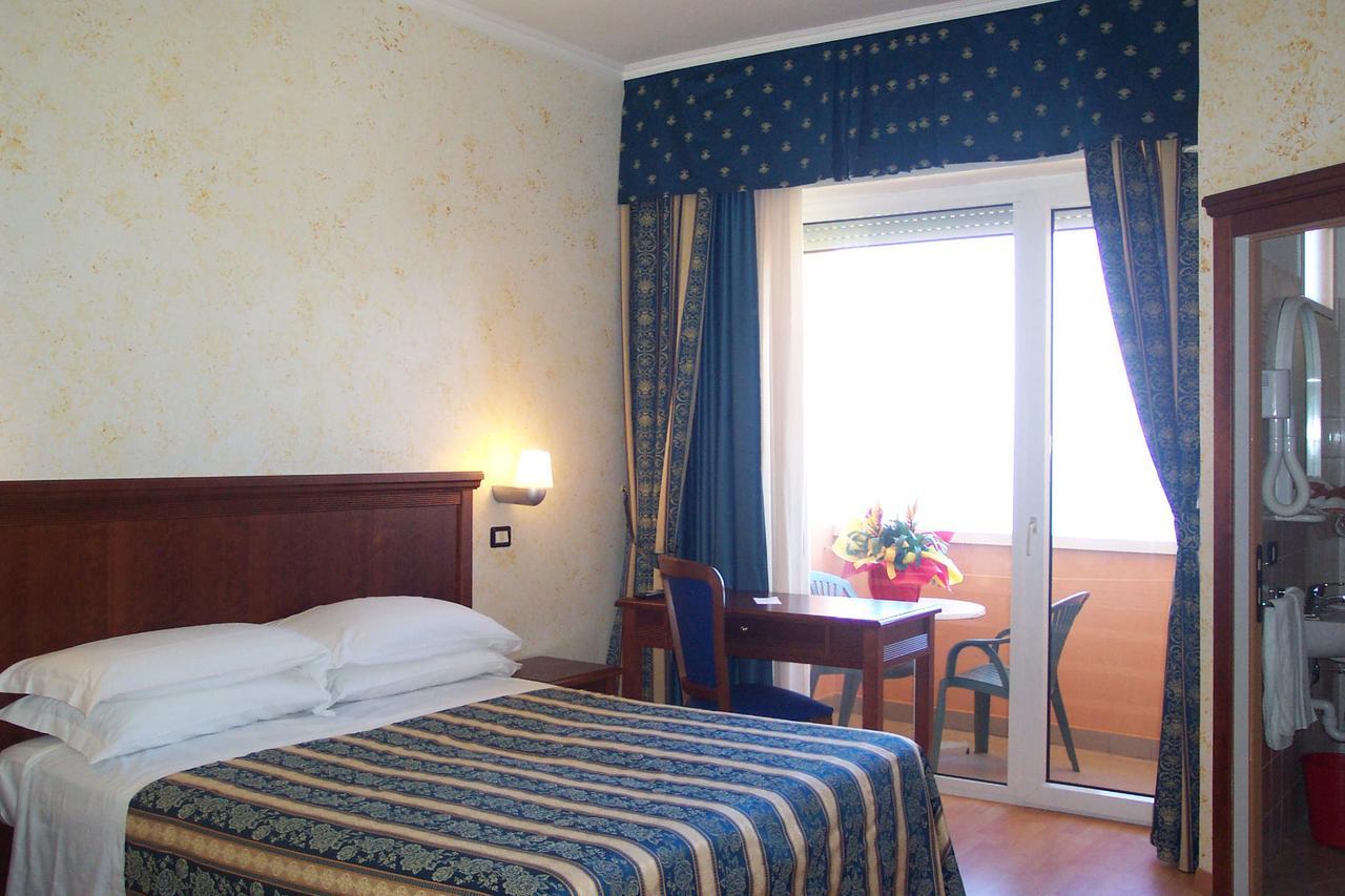 Hotel Alexander Resort Rimini Extérieur photo